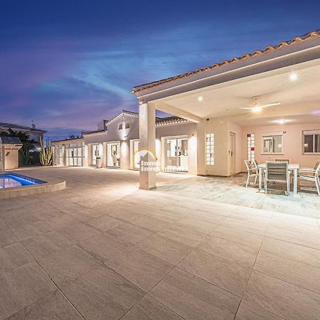 Villa Pyeranch Torrevieja Eksteriør billede