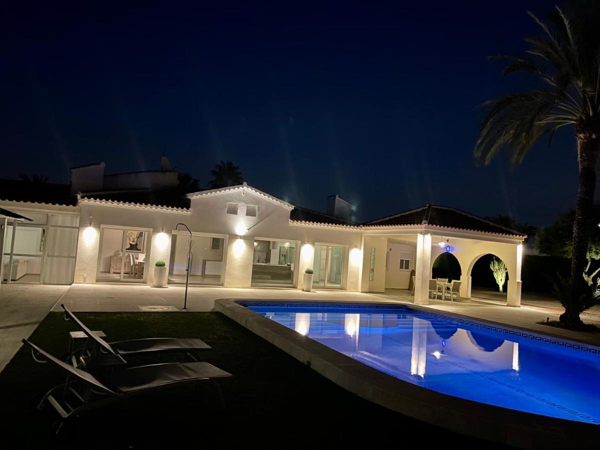 Villa Pyeranch Torrevieja Eksteriør billede
