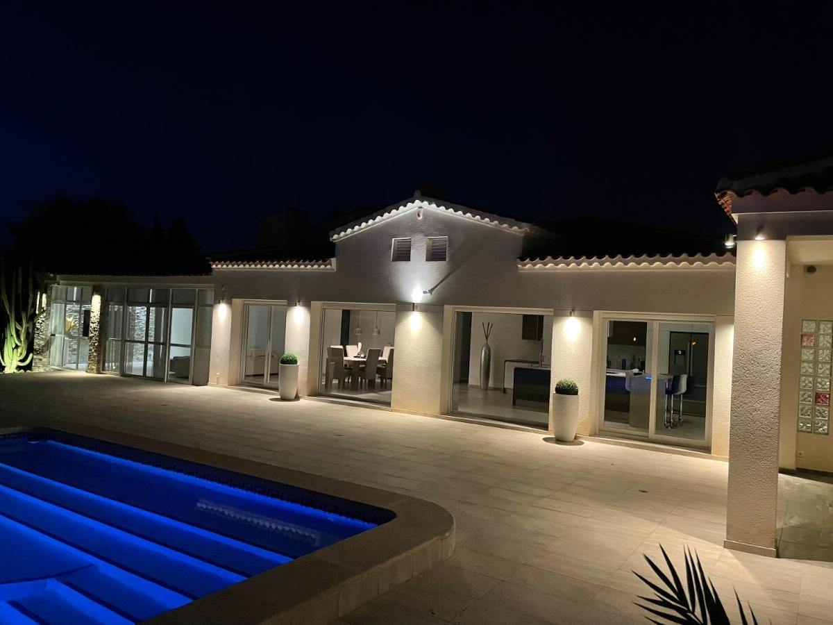 Villa Pyeranch Torrevieja Eksteriør billede