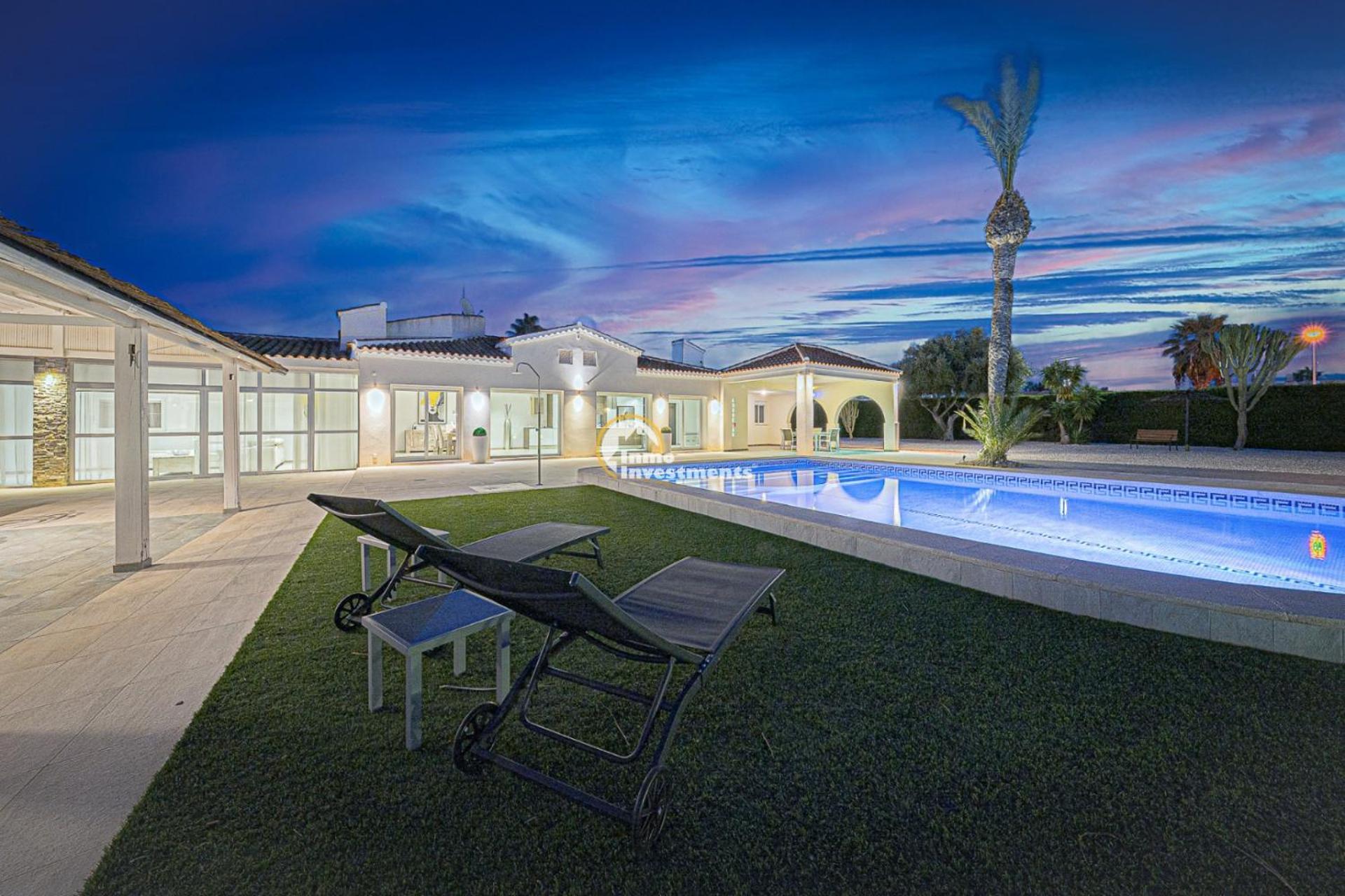 Villa Pyeranch Torrevieja Eksteriør billede